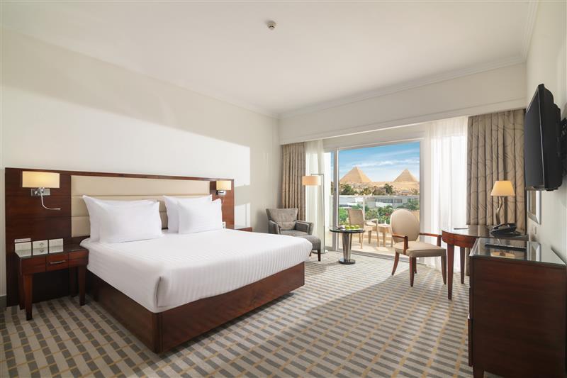 Steigenberger Pyramids